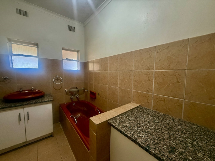 To Let 3 Bedroom Property for Rent in Zandfontein A H North West